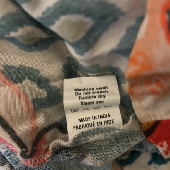 Anthropologie Bl^nk Stephanie Embroidered V-Neck Floral Ikat Top - XXS - Picture 15 of 16